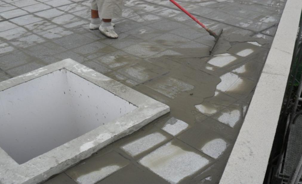 隔熱磚鋪貼後填縫